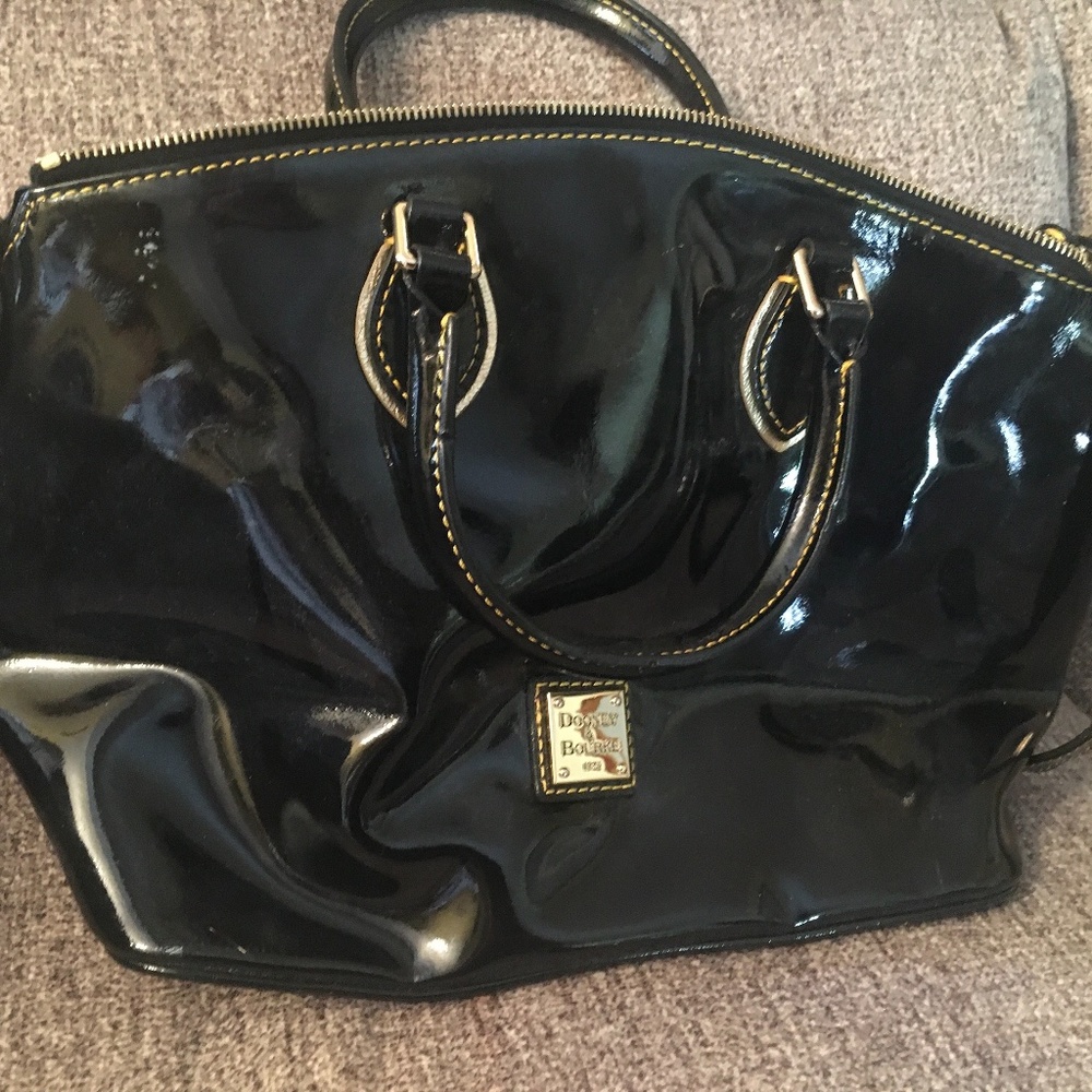 Dooney & Bourke leather bag